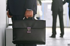 МИД заявил о запрете на въезд чиновников ЕС в Россию в ответ на санкции