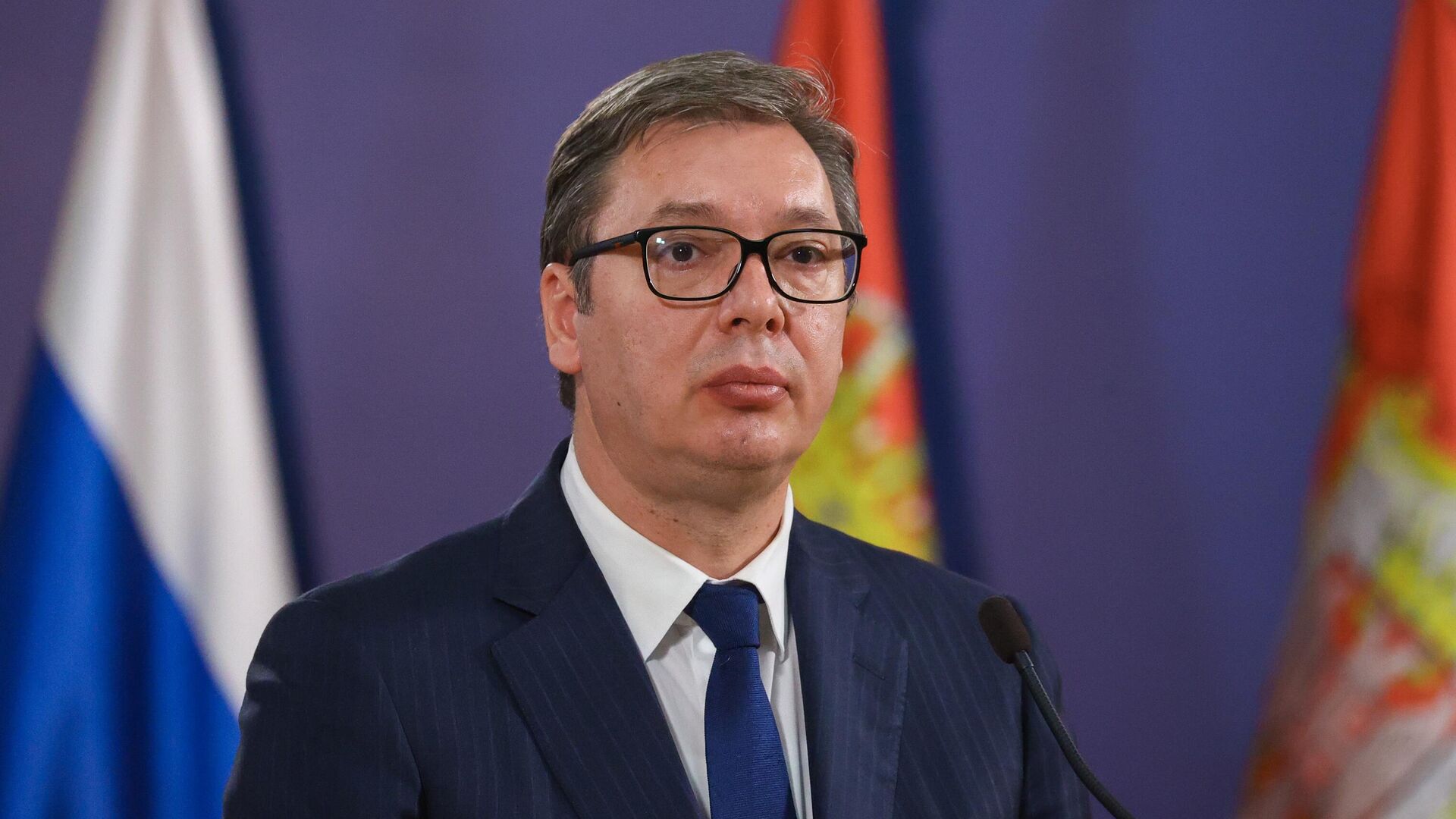 'There Will Be No Surrender': Serbian President Calls for Peaceful Solution to Kosovo Escalation