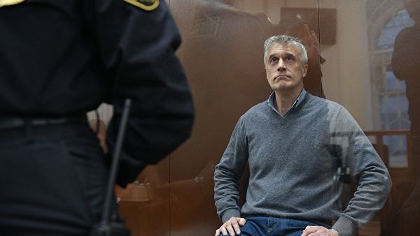 Посольство США в Москве окажет необходимую помощь арестованному Калви
