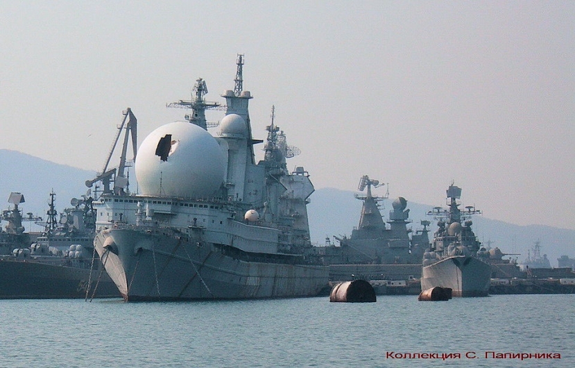 Атомный корабль радиоэлектронной разведки ССВ-33 «Урал»