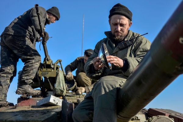 «Должны быть нормальные, человеческие отношения»