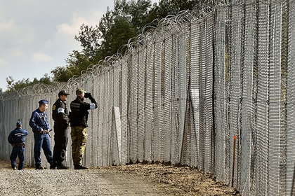 Польша отказалась принимать беженцев из-за наплыва украинцев