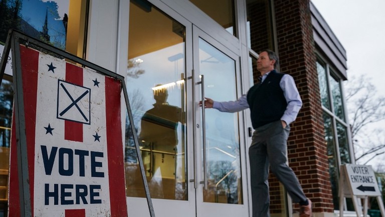 Biden and Trump projected to win Super Tuesday primaries