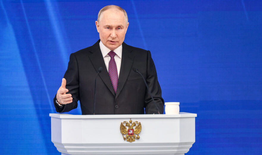 Путин поздравил росгвардейцев с Днем войск Национальной гвардии