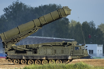 Россия подписала с Ираном контракт на поставку С-300