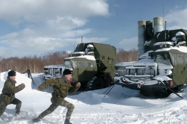 Российская ПВО отразила беспрецедентную массированную атаку украинских дронов