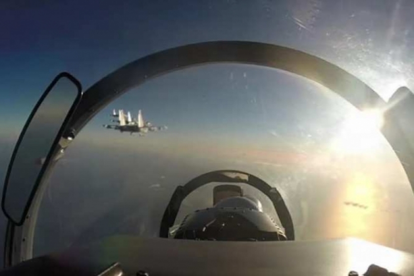 "На словах "Грифон", а на деле ...": российский Су-35С вчистую выиграл сражение со шведским JAS-39 Gripen