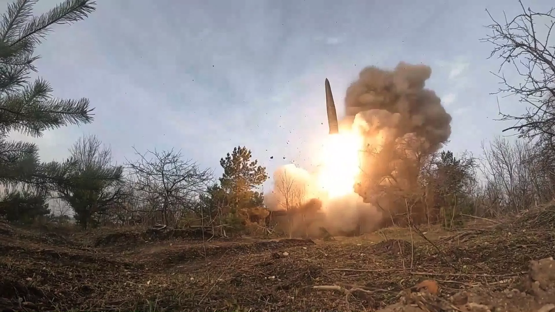 Russian Iskander Missile Destroys Two US-Made Patriot Systems in Donetsk - Source