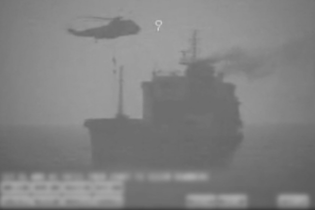 Американский флот не помог... Иран захватил в Персидском заливе очередной нефтяной танкер