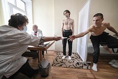 В России хотят призывать в армию с 18 до 30 лет. Когда новые правила вступят в силу?