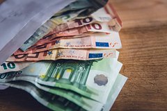В ЕС захотели обязать организации отчитываться об иностранном финансировании
