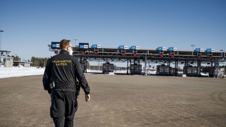 NATO state to extend Russian border closure – media