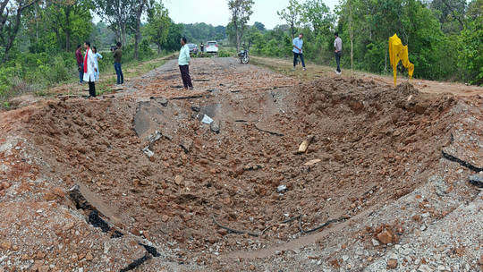 Suspected extremist attack kills 11 in central India