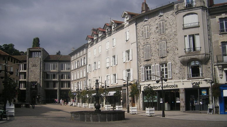 «Больше не тихая гавань» — Le Figaro рассказала, как мигранты и преступность изменили жизнь французского города