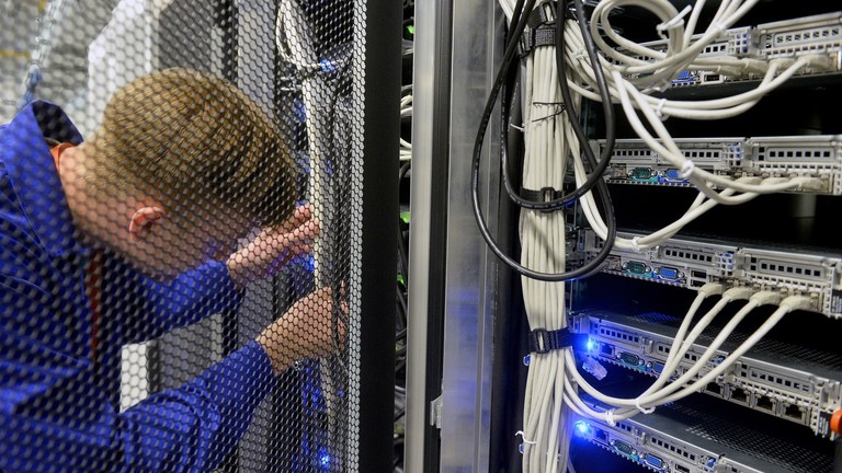 Russia briefly turned off ‘international’ internet – RBK 