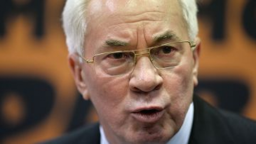 Азаров сравнил Порошенко с Януковичем