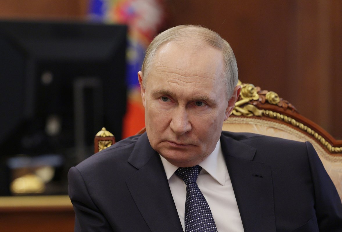 Путин сменил губернаторов Белгородской и Брянской областей