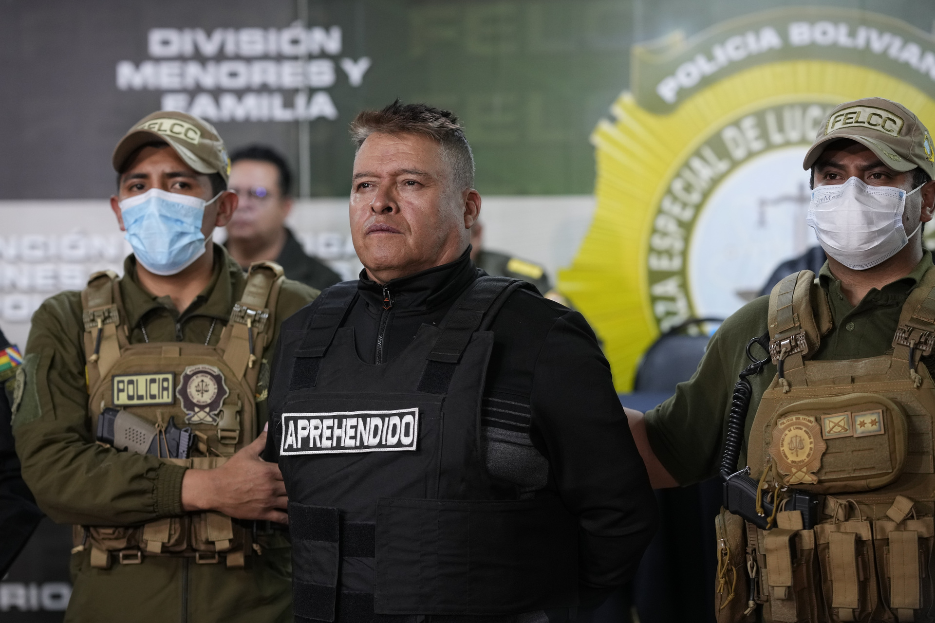 Задержанный мятежный генерал Хуан Хосе Суньига