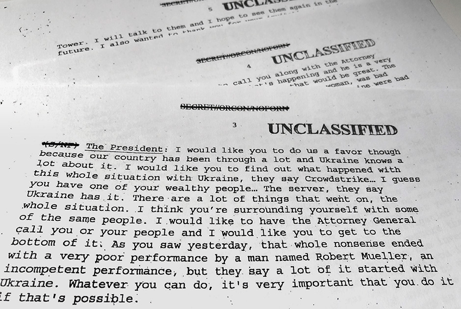 «Если вы сможете заняться этим вопросом...». Полная расшифровка разговора Зеленского и Трампа, ставшая поводом к импичменту
