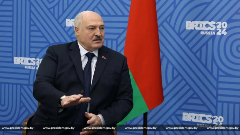 Лукашенко: "У нас общее Отечество - от Бреста до Владивостока"