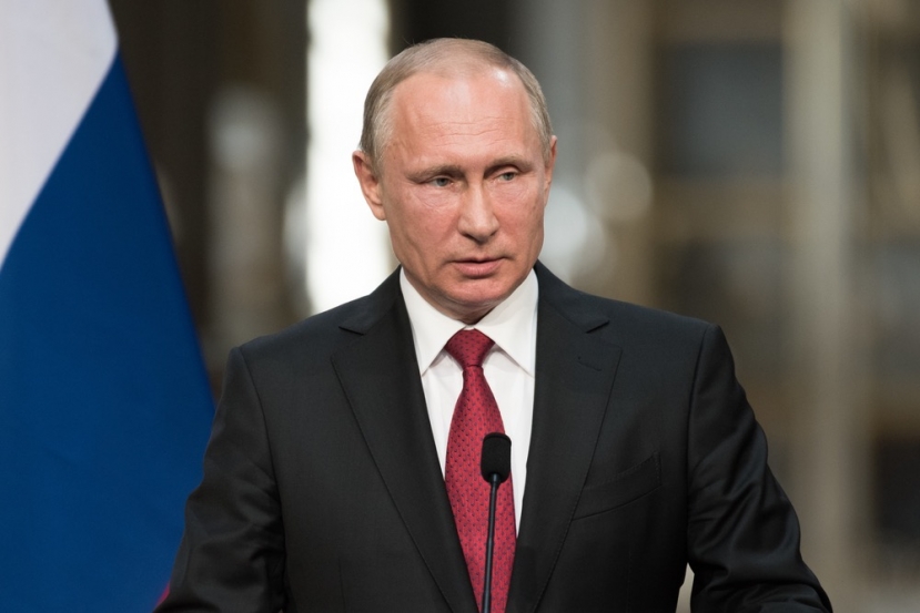Путин заявил о возможности снятия ограничений по коронавирусу