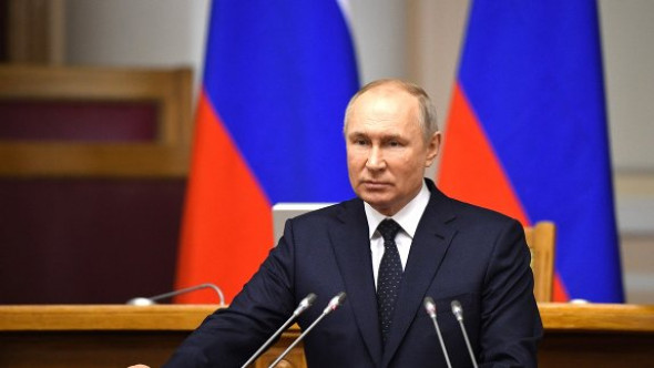 Путин подписал закон о штрафах за распространение материалов СМИ-иноагентов без указания их статуса