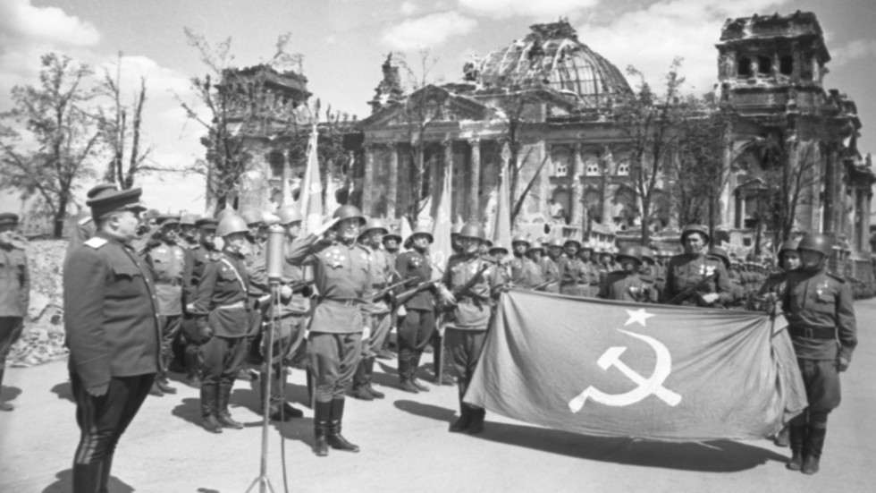 United States officially REWROTE history this V-day when it IGNORED Soviet Union's role in defeating Nazism