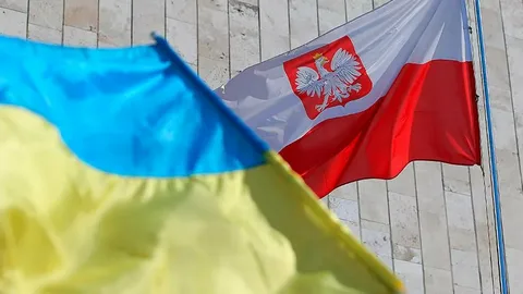 Почему Польша – враг украинских поляков?