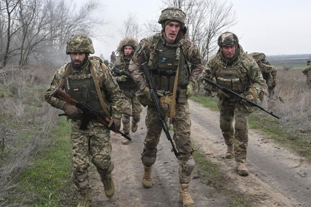 США требуют от Украины безоговорочного вывода войск из Донбасса