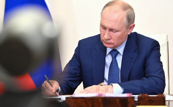 Путин утвердил обновленную стратегию нацбезопасности России