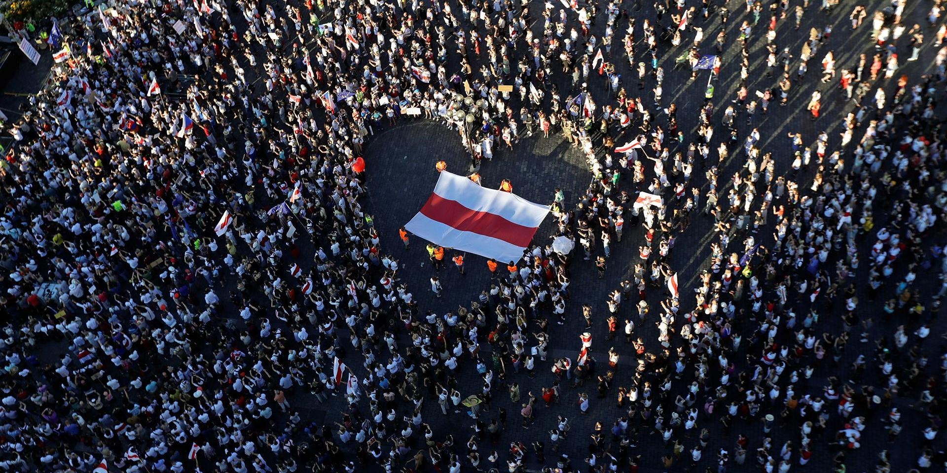 Польша, Чехия, Словакия и Венгрия предложили безвиз для белорусов