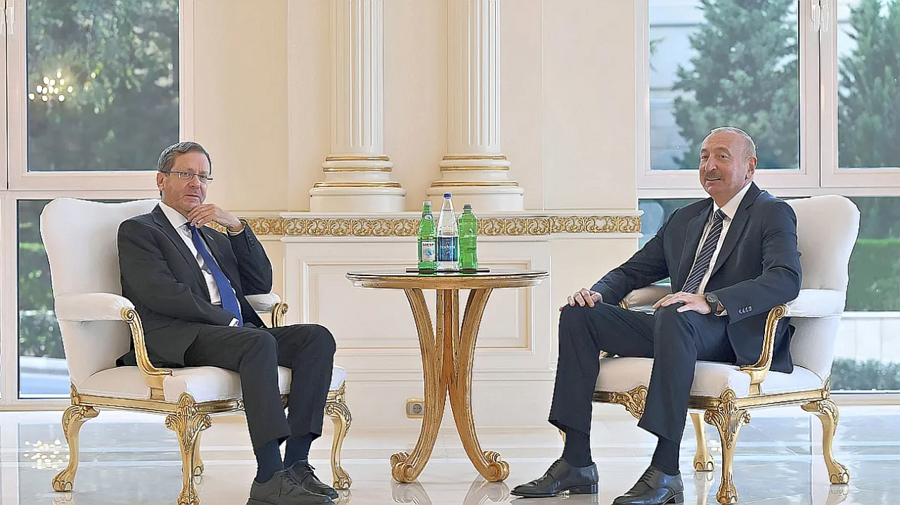 Тайный перелёт президента Израиля в Азербайджан вызвал недовольство в Турции