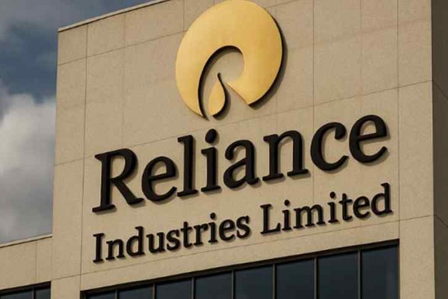 Индийский энергетический гигант Reliance Industries возобновил закупки российской нефти вопреки санкционному давлению