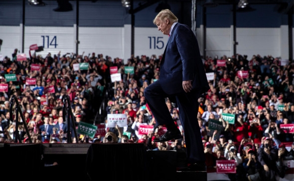 Трамп назвал свой импичмент «самоубийством демократов»