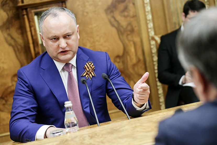 Дипломатом в спину. Почему Молдавия решила выслать пять сотрудников посольства России