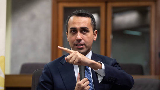 Italy points finger at Russia over government crisis