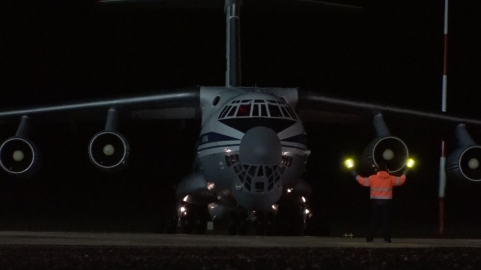 Russian military planes with medics & supplies land in coronavirus-hit Italy