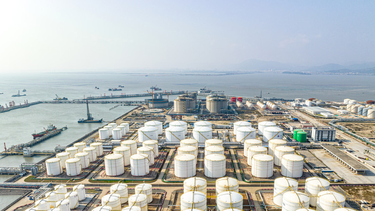 Russia’s oil supplies to EU drop 90% – official