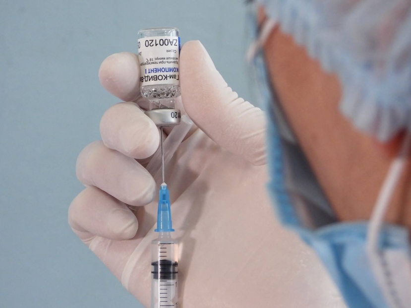 Венгрия первой в Евросоюзе одобрила применение вакцины "Спутник V"