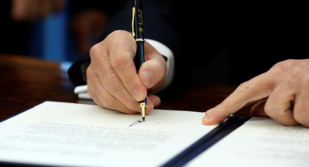 Trump Signs New Executive Order on Immigration