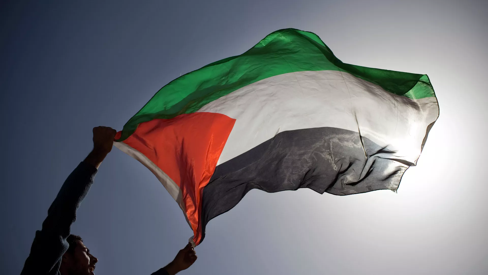 Ex-Pentagon Analyst: Mideast Crisis May Spiral Out of Control After Beirut and Kerman Blasts