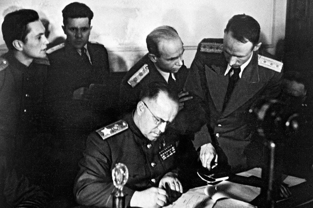 81 год назад был подписан окончательный "Акт о безоговорочной капитуляции Германии"