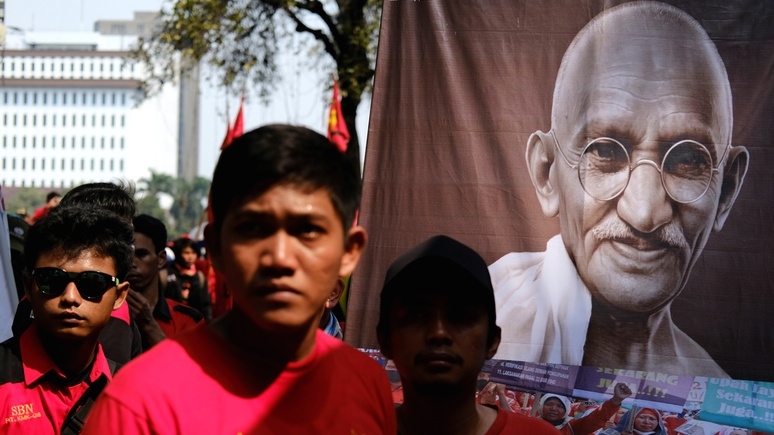 Telegraph: в день рождения Ганди неизвестные похитили его прах