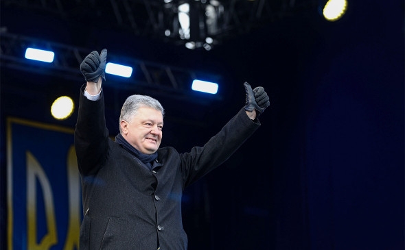 Порошенко заявил о необходимости мира с Россией