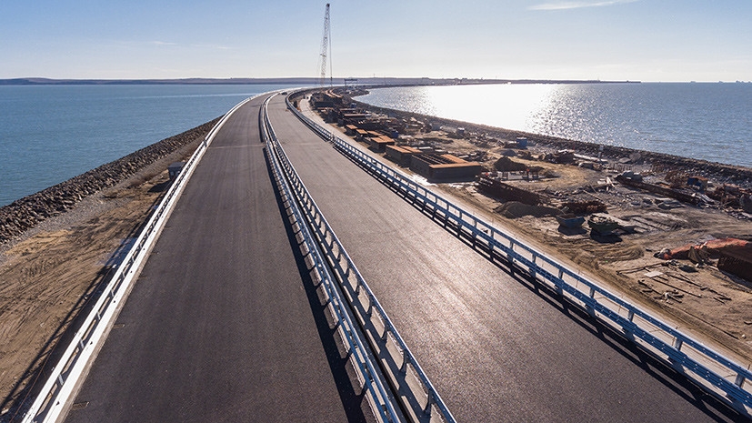 «Наивное заблуждение»: в Крыму ответили на угрозы украинских радикалов заблокировать мост через Керченский пролив