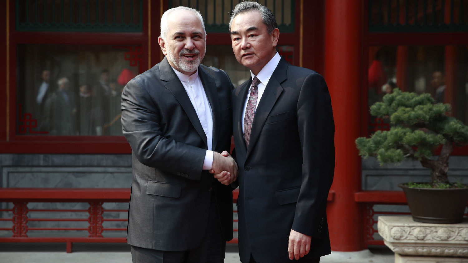 Iran & China ink 25-year strategic partnership accord as both nations face US pressure