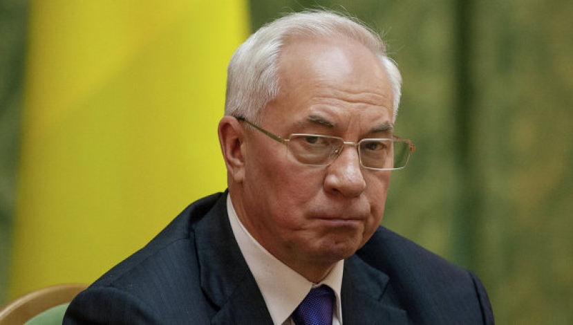 Азаров объяснил, чем обернулась для Киева блокада Донбасса и Крыма