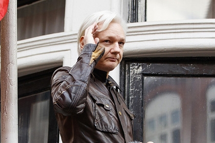 Президент Эквадора поведал о выезде Ассанжа из посольства