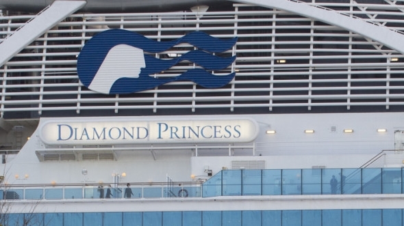 Украинцы с Diamond Princess отказались эвакуироваться на родину