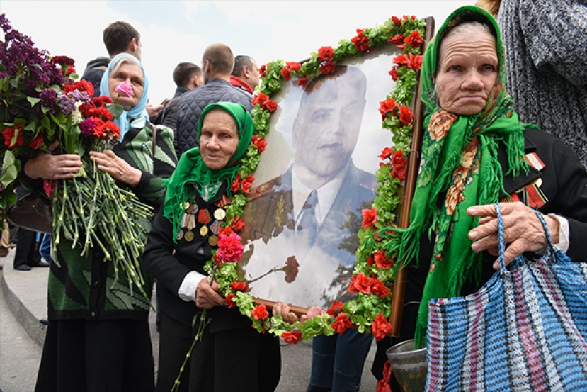 Из них выйдет полк. Почему даже под запретом День Победы остается для украинцев великим праздником